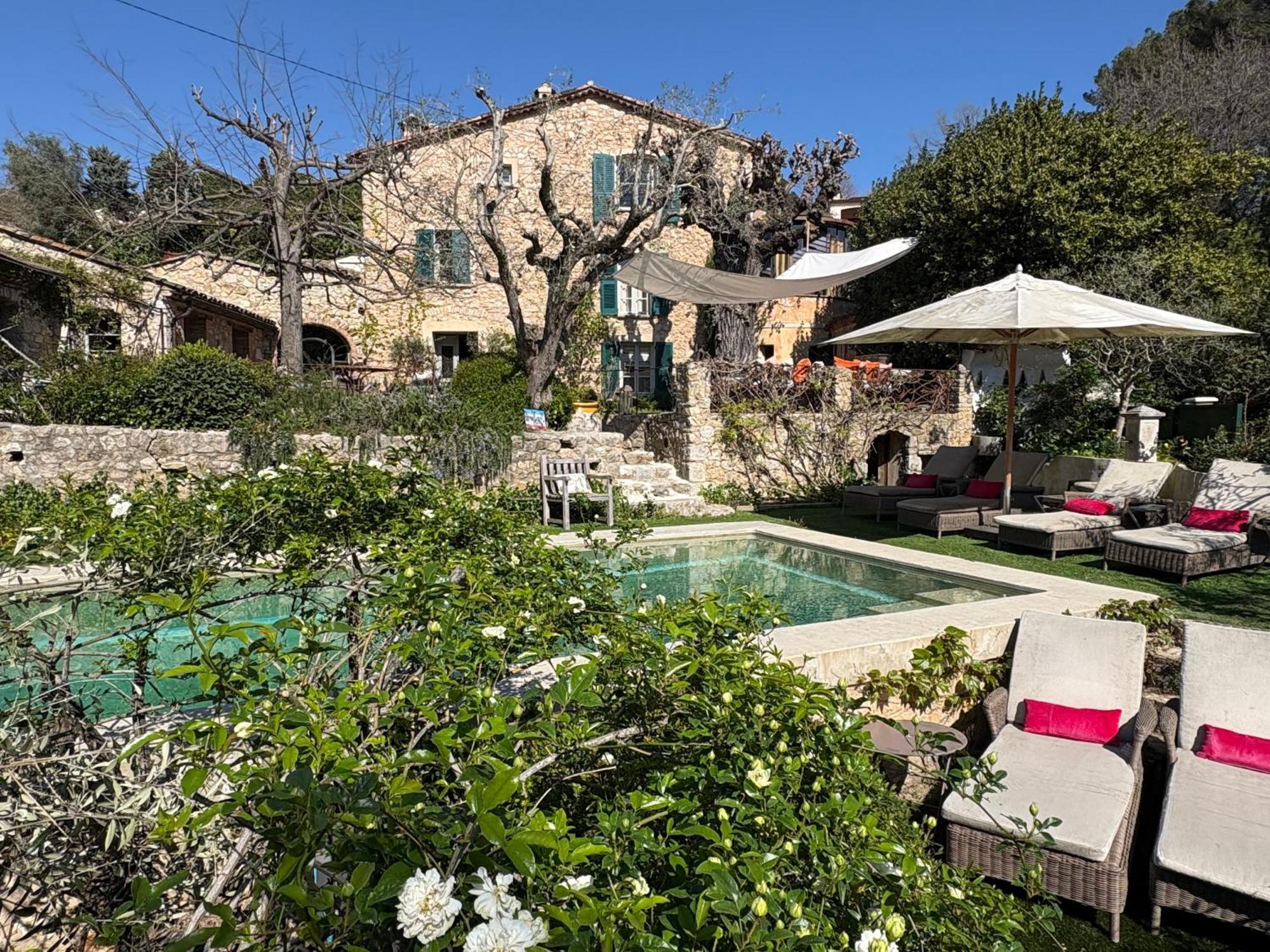 Les Rosees Mougins Exteriér fotografie